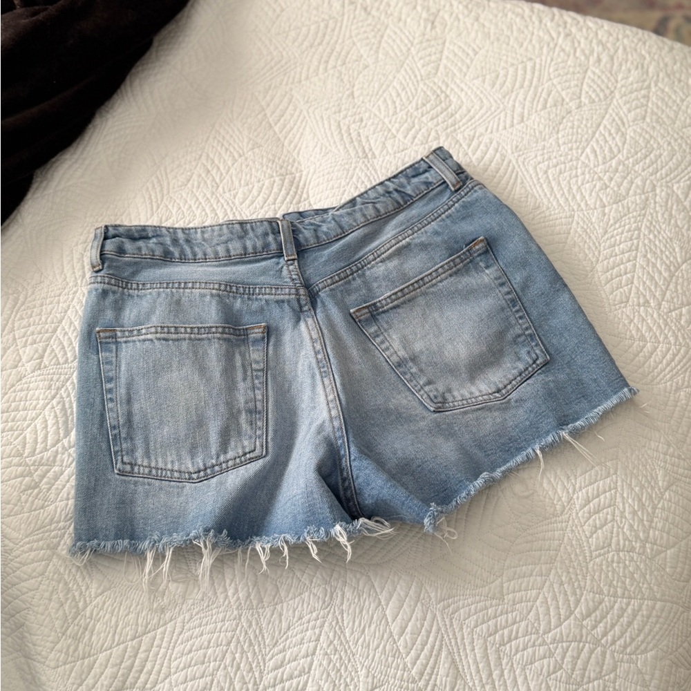 Denim shorts - Picture 5 of 6